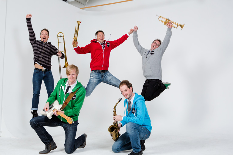 Denver and the mile high orchestra jumping