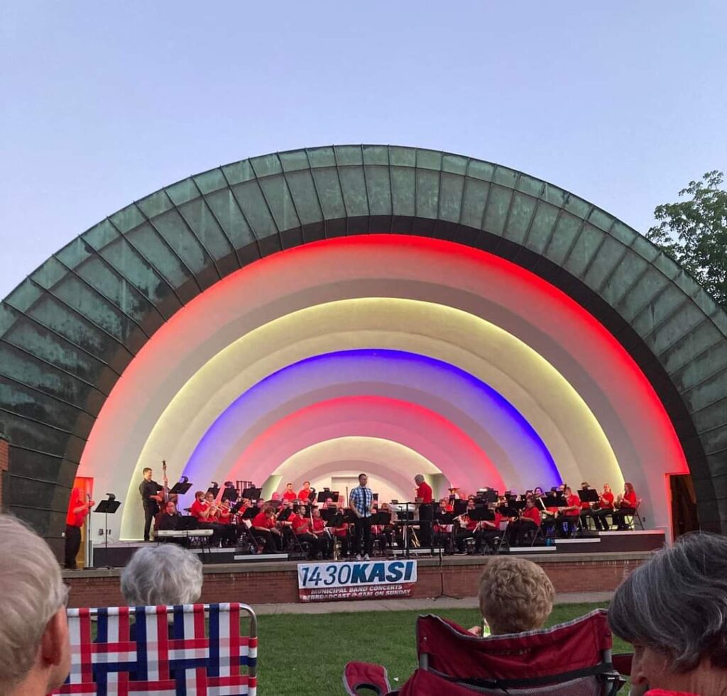 Denver and the Mile High Christmas concert